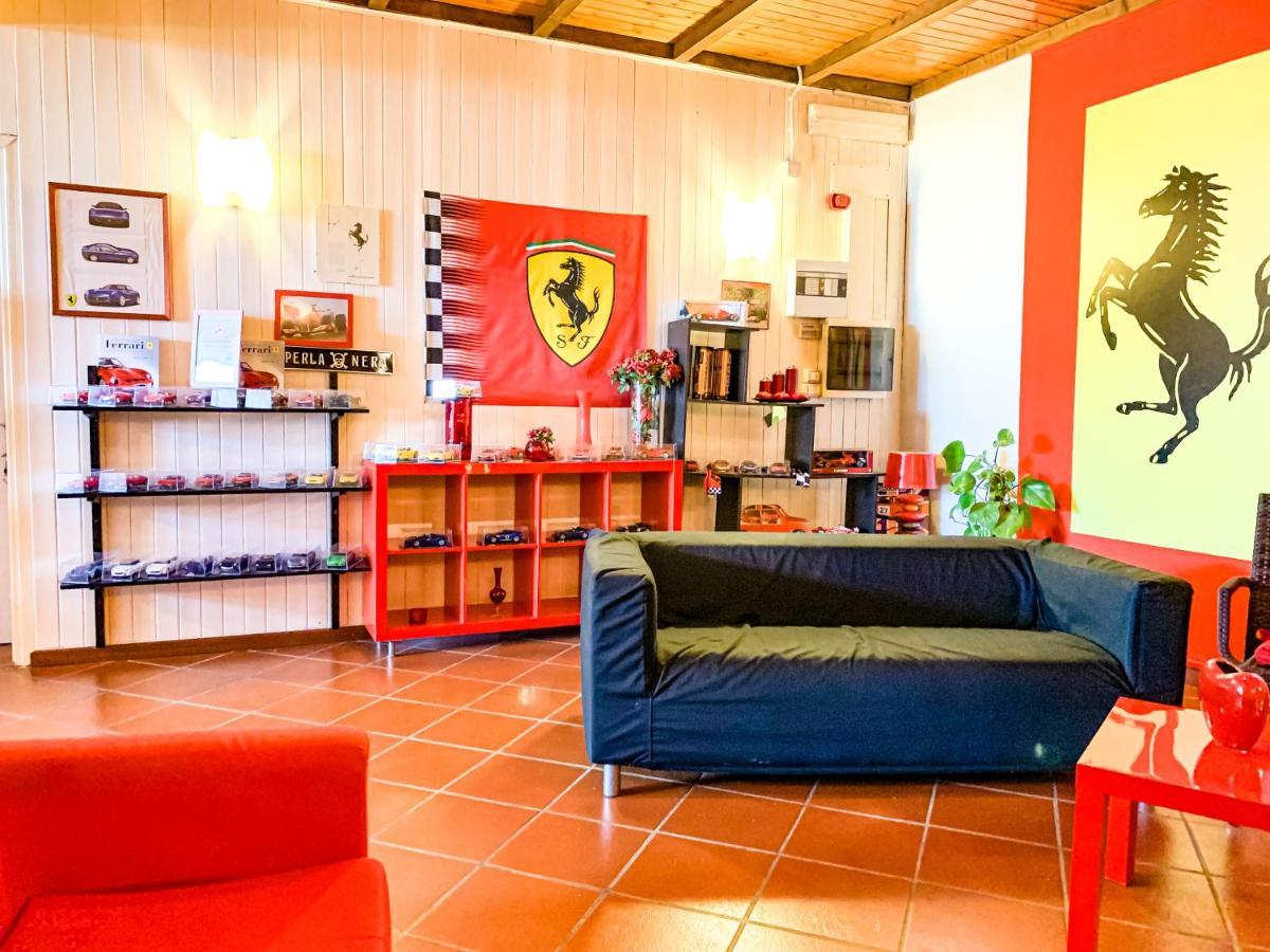 La Locanna Hotel Serramazzoni ภายนอก รูปภาพ