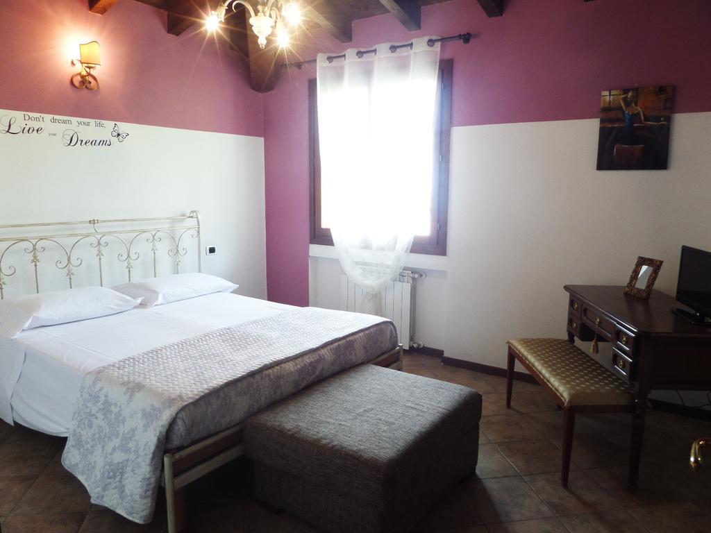 La Locanna Hotel Serramazzoni ภายนอก รูปภาพ