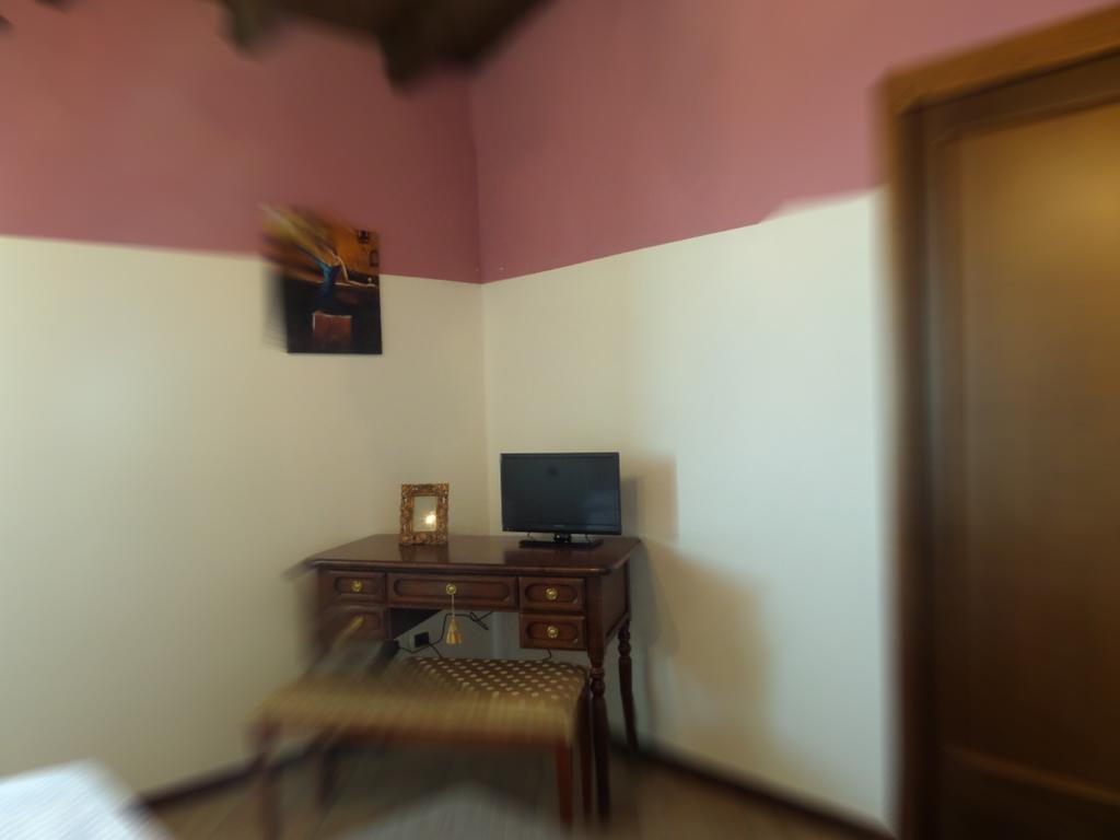 La Locanna Hotel Serramazzoni ภายนอก รูปภาพ