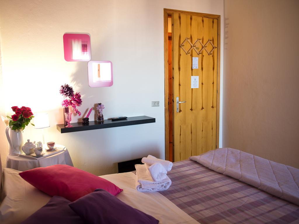 La Locanna Hotel Serramazzoni ภายนอก รูปภาพ